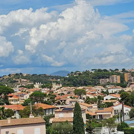 Beau Avec Parking