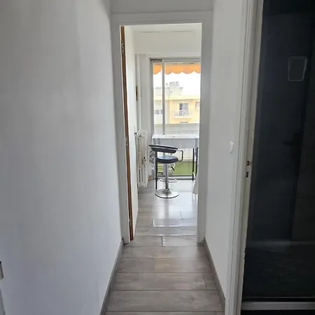Beau Avec Parking 아파트