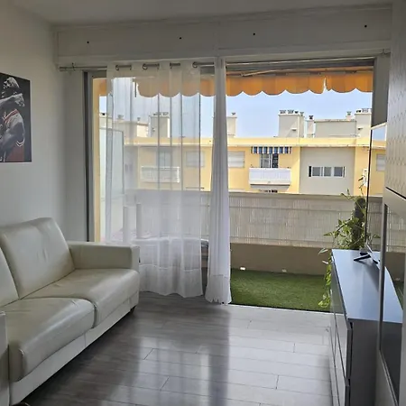 아파트 Beau Avec Parking *